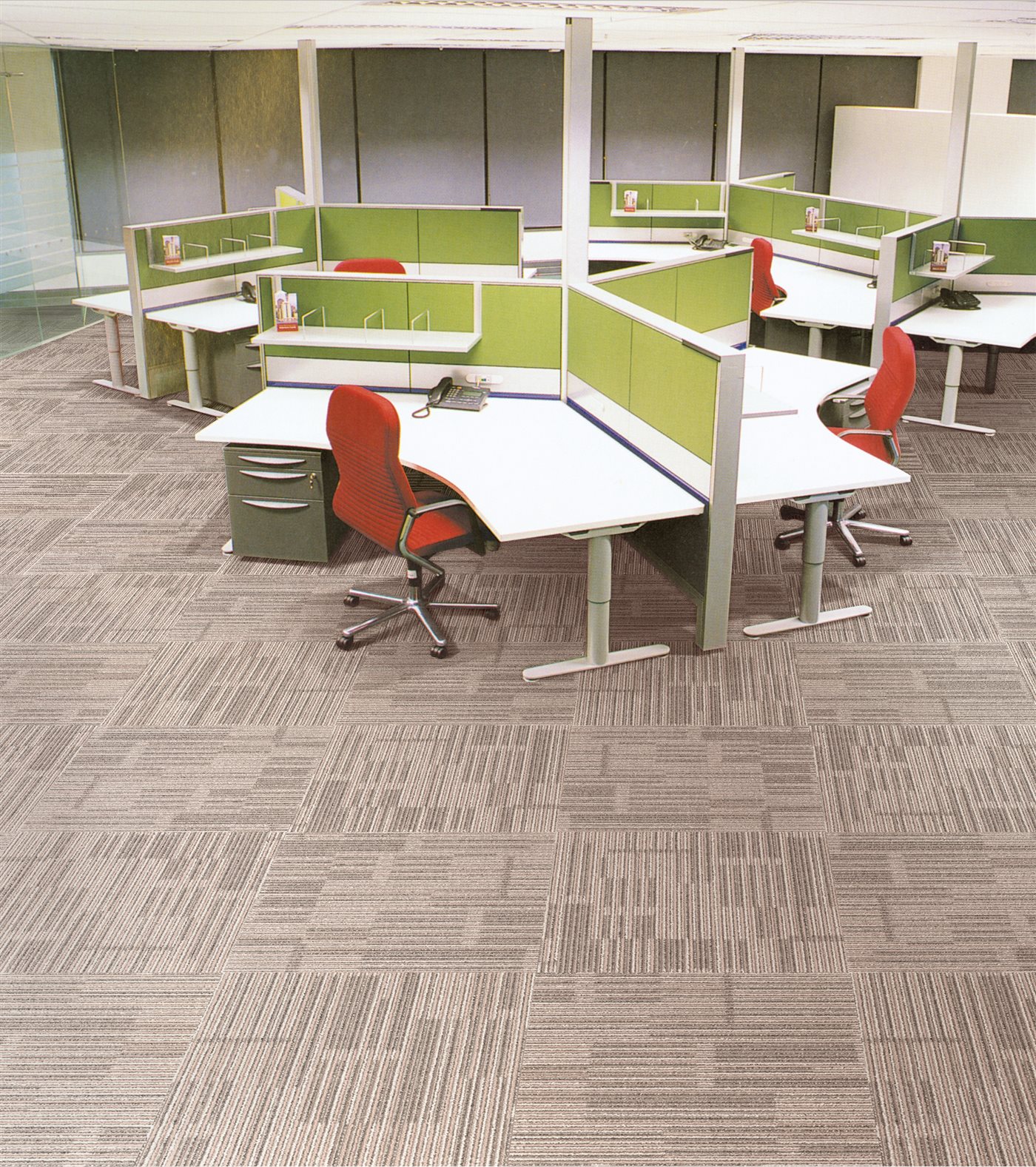 Leo 11 Polypropylene Carpet Tile photo 2