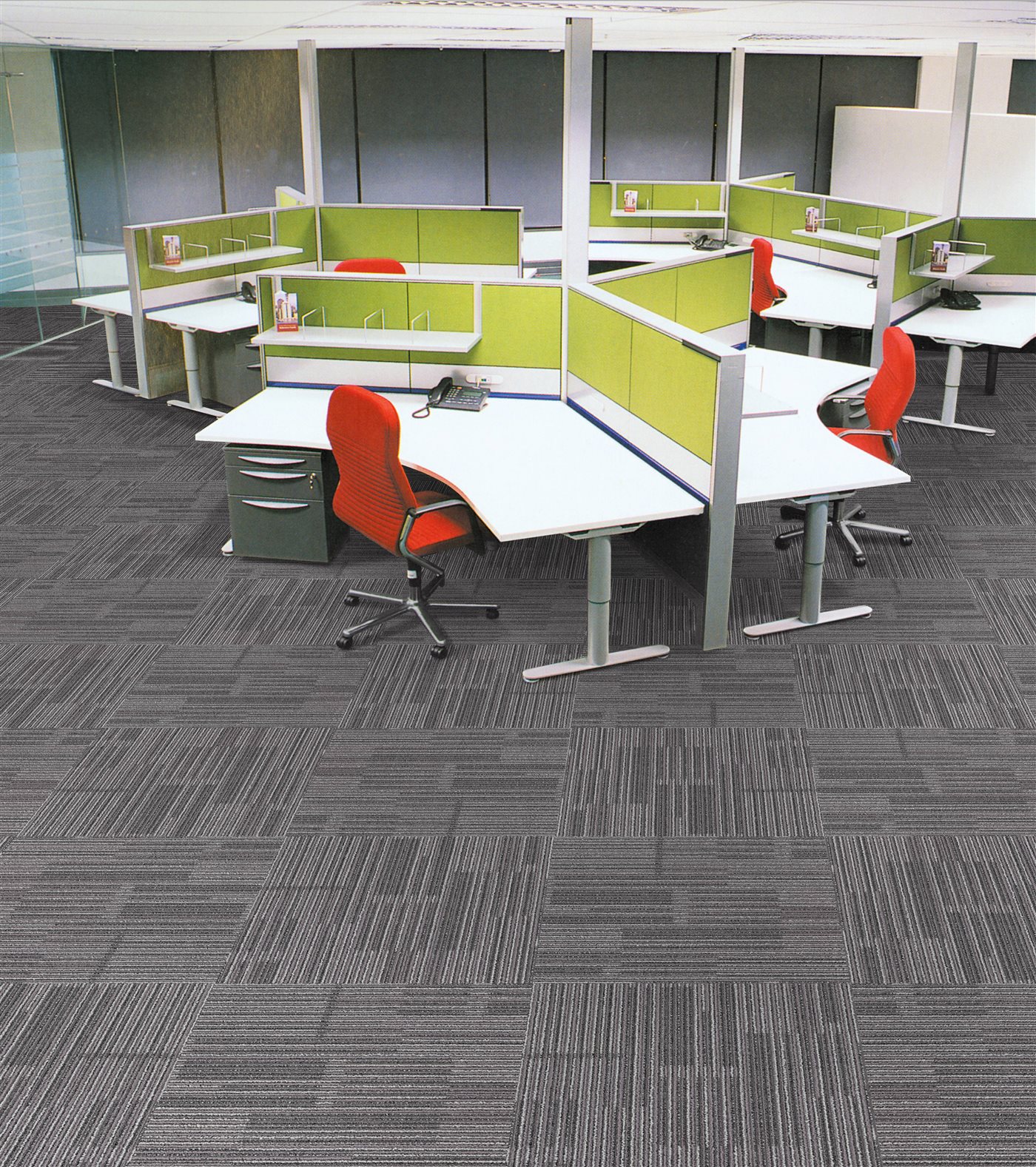 Leo 21 Polypropylene Carpet Tile photo 2
