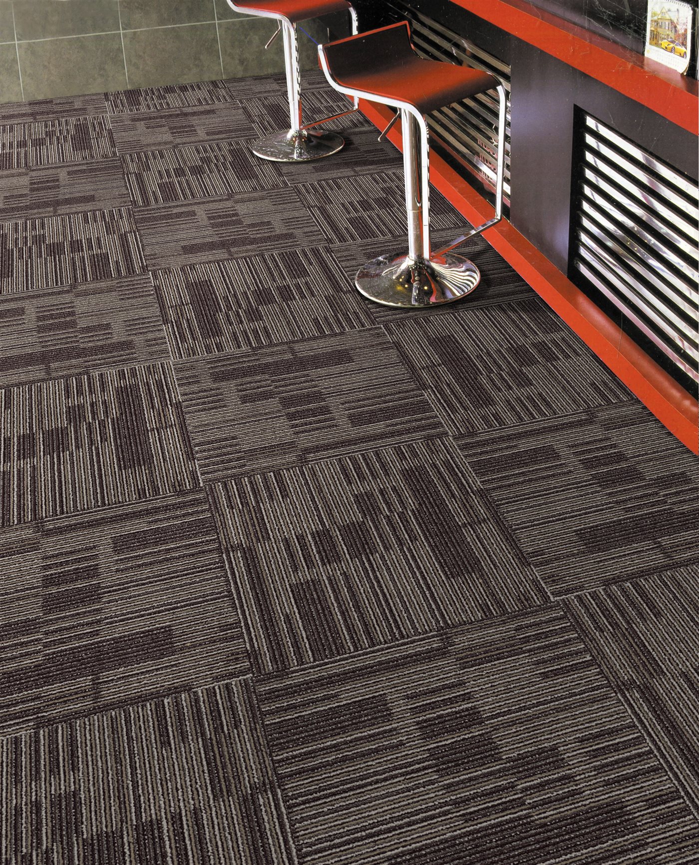 Leo 41 Polypropylene Carpet Tile photo 2