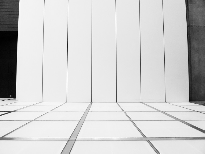 Super White Matte Glazed Porcelain Tile photo 2