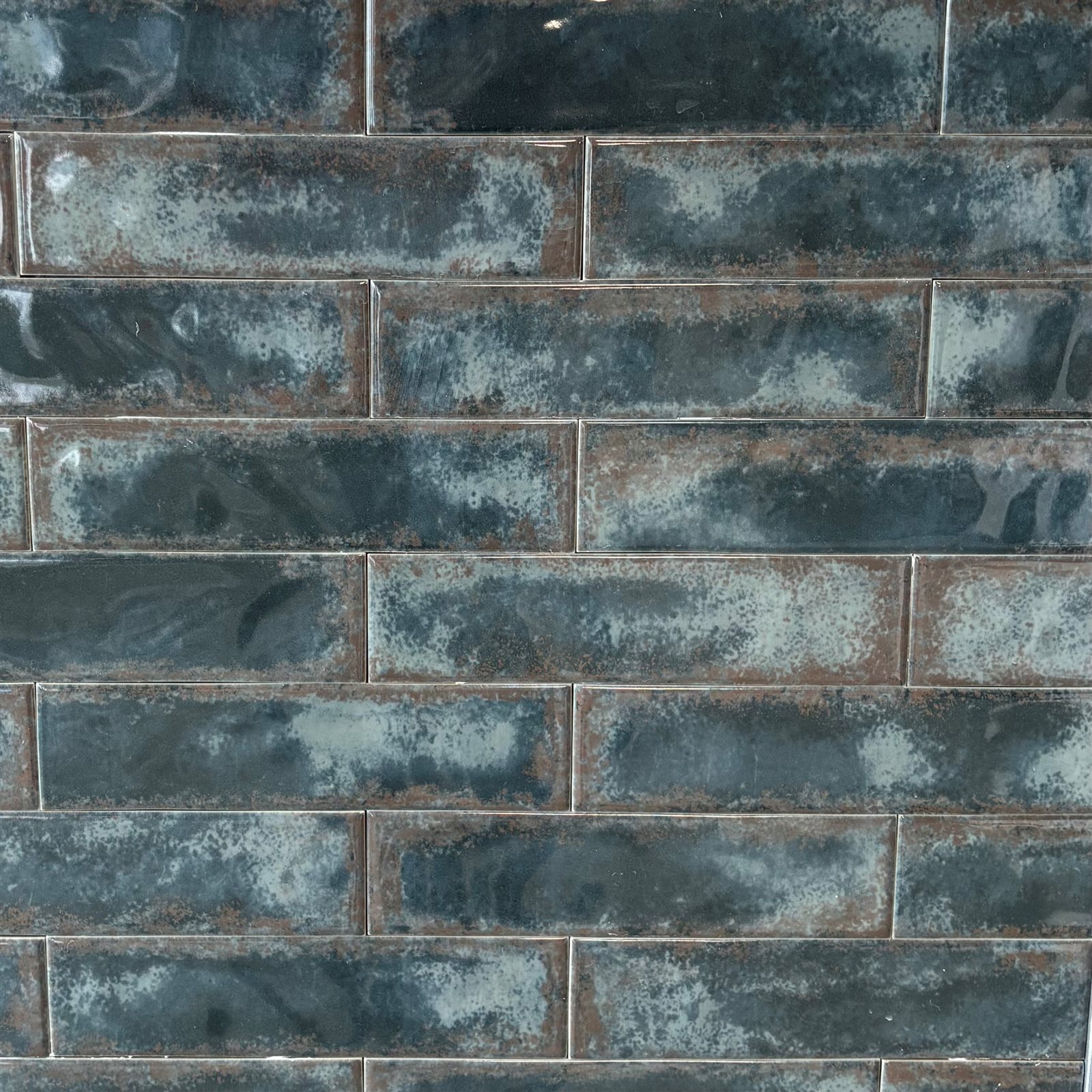 Aqua Blue Polished Porcelain Tile photo 3